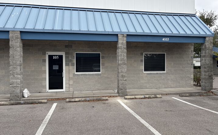 Pictures of Industrial property located at 4563 Mariotti Ct, Sarasota, FL 34233 for lease - image #1