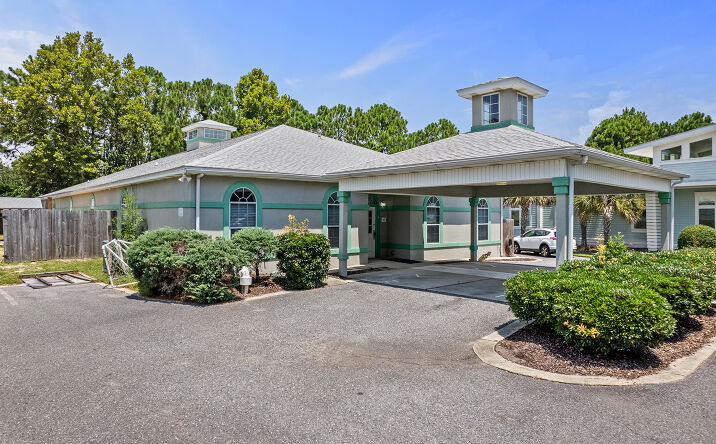 Pictures of Retail, Office, Special Purpose property located at 45 S Shore Dr, Miramar Beach, FL 32550 for lease - image #1