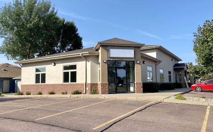 Pictures of Retail, Office property located at 4301 S Racket Dr, Sioux Falls, SD 57106 for lease - image #1