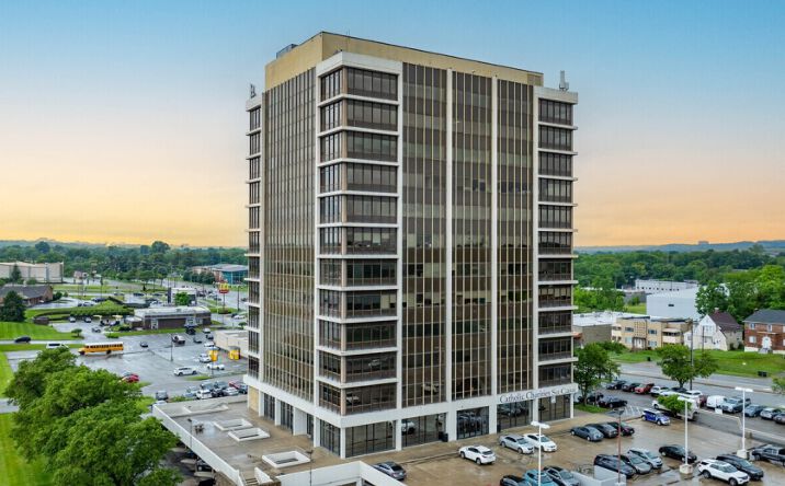 Pictures of Office property located at 7162 Reading Rd, Cincinnati, OH 45237 for lease - image #1
