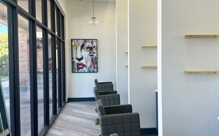 Pictures of Retail property located at 3930 Burbank Dr, Baton Rouge, LA 70808 for lease - image #1