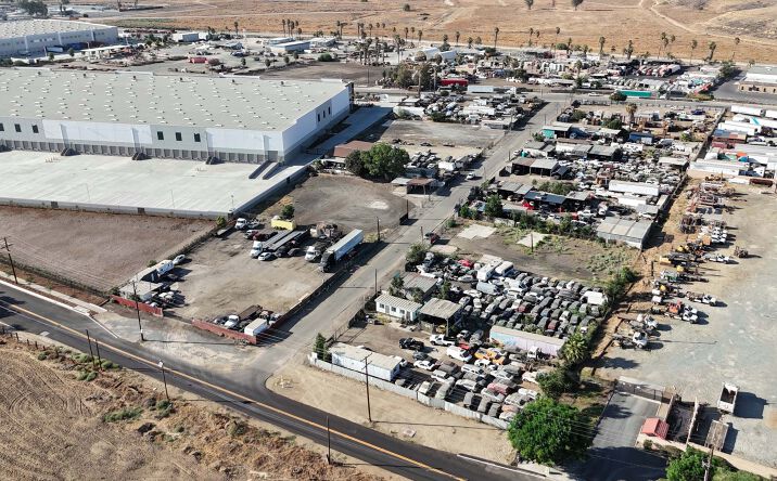 Pictures of Land property located at 3655 Placentia Ln, Riverside, CA 92501 for lease - image #1