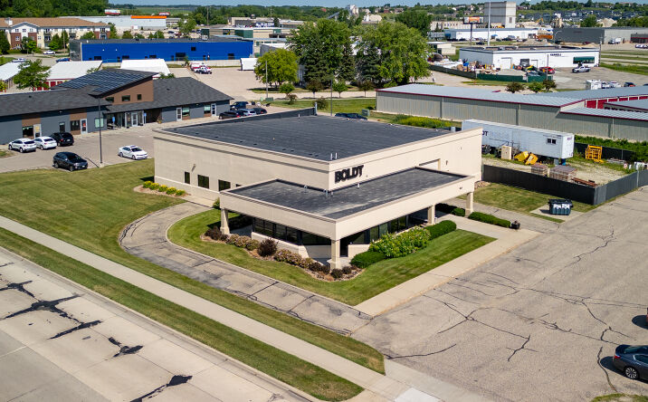 Pictures of Retail, Office, Industrial property located at 3621 9th Ave NW, Rochester, MN 55901 for lease - image #1