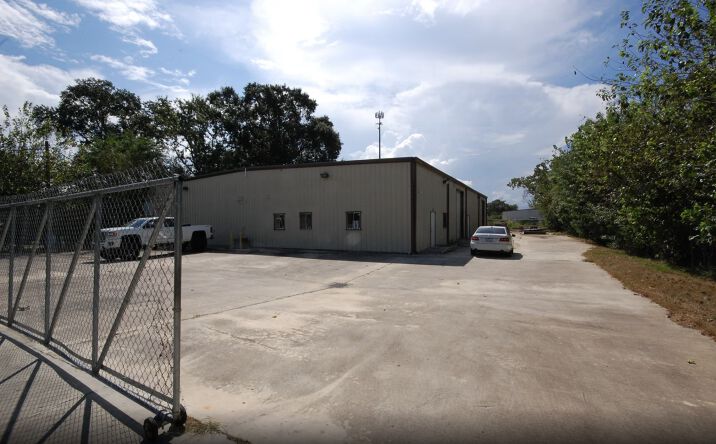 Pictures of Industrial property located at 7211 Spindle Dr, Houston, TX 77086 for lease - image #1