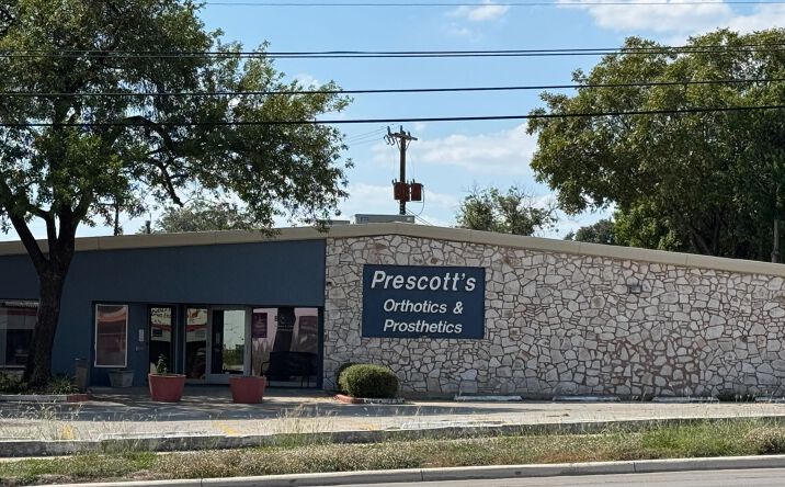 Pictures of Retail, Office property located at 6715 San Pedro Ave, San Antonio, TX 78216 for lease - image #1