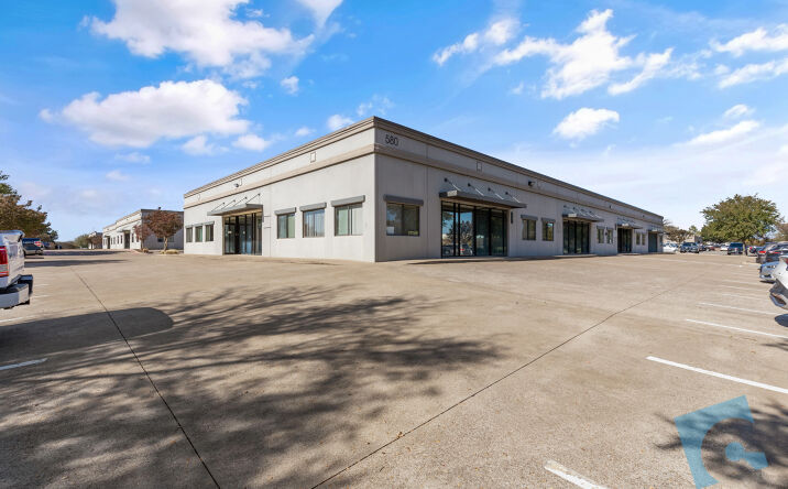 Pictures of Retail, Office property located at 580 Commerce St, Southlake, TX 76092 for lease - image #1
