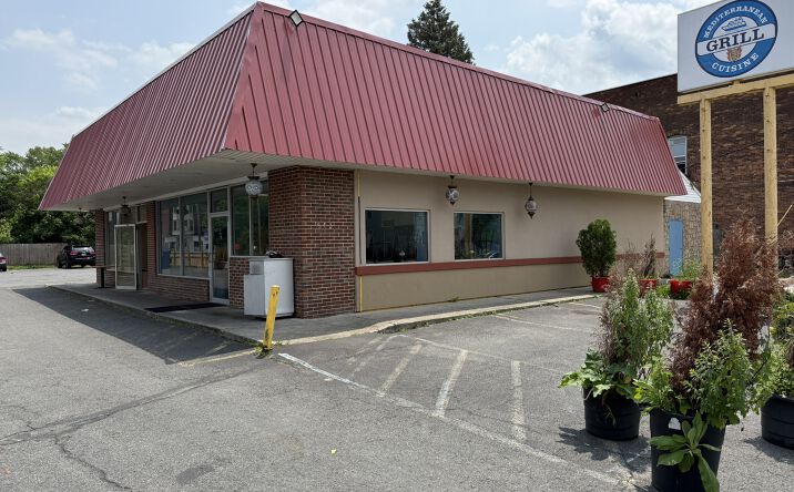 Pictures of Retail, Restaurant property located at 908 River St, Troy, NY 12180 for lease - image #1