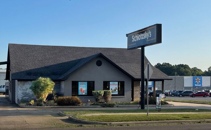 Pictures of Restaurant property located at 129 Arkansas Blvd, Texarkana, AR 71854 for lease - image #1