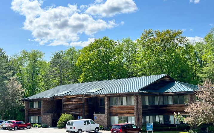 Pictures of Office property located at 1085 US-4, Rutland, VT 05701 for lease - image #1