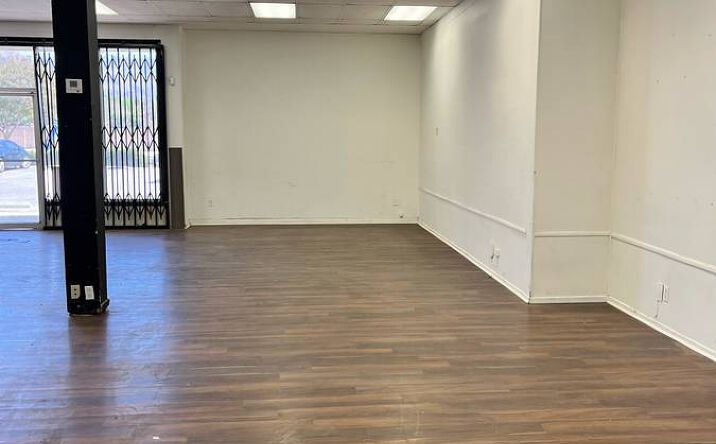 Pictures of Retail property located at 2724 N Waterman Ave, San Bernardino, CA 92530 for lease - image #1