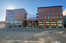 2585506