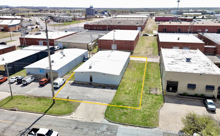 Pictures of Industrial property located at 2053 E Wassall St, Wichita, KS 67216 for lease - image #1