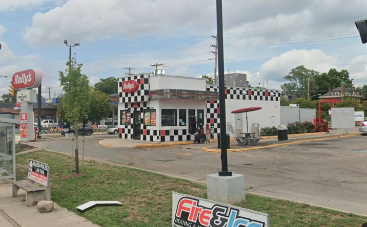 Pictures of Retail, Restaurant property located at 2556 N High St, Columbus, OH 43202 for lease - image #1