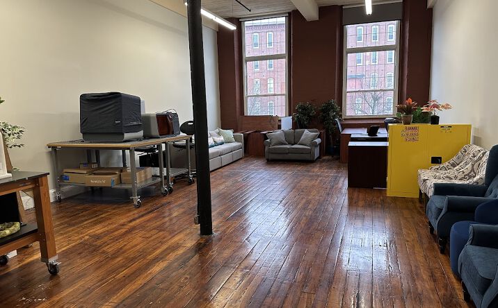 Pictures of Office property located at 250 Commercial St, Manchester, NH 03101 for lease - image #1
