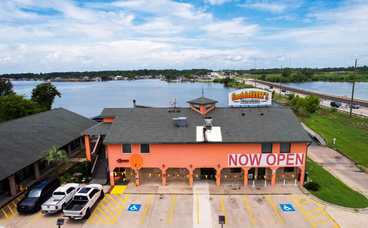 Pictures of Retail, Restaurant property located at 12947 Lake Conroe Hills Dr, Willis, TX 77318 for lease - image #1