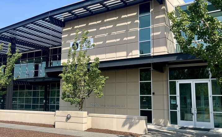 Pictures of Office property located at 3950 Fairview Industrial Dr SE, Salem, OR 97302 for lease - image #1