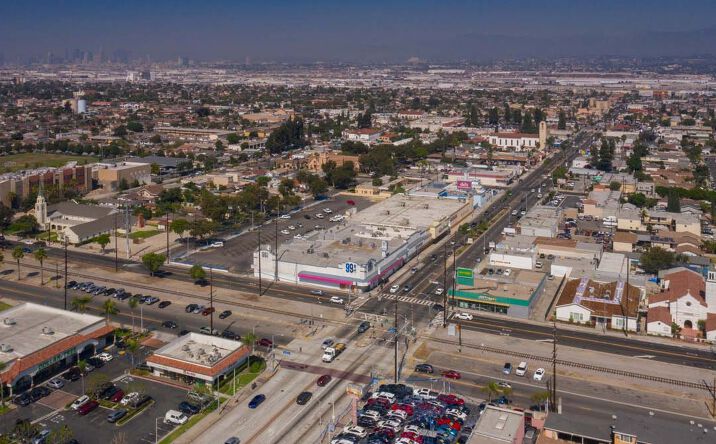 Pictures of Retail property located at 6121 Atlantic Blvd, Maywood, CA 90270 for lease - image #1