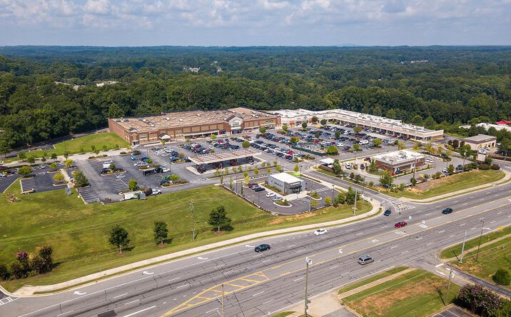 Pictures of Retail property located at 3240 S Cobb Dr SE, Smyrna, GA 30080 for lease - image #1