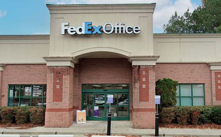 Pictures of Retail property located at 2676 Paces Ferry Rd SE, Atlanta, GA 30339 for lease - image #1