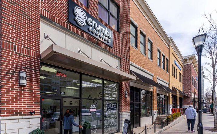 Pictures of Retail property located at 4330 Peachtree Rd NE, Atlanta, GA 30319 for lease - image #1