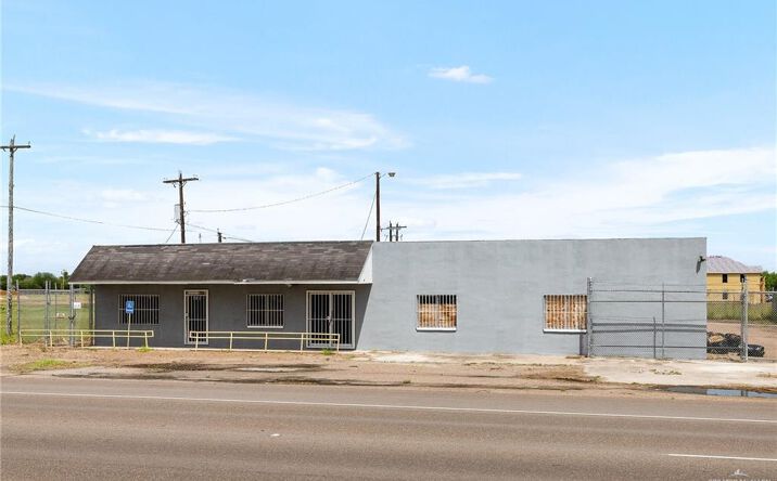 Pictures of Land property located at 610 S Alton Boulevard, Alton, TX 78573 for lease - image #1