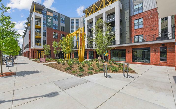 Pictures of Retail, Restaurant property located at 715 E 36th St, Charlotte, NC 28205 for lease - image #1