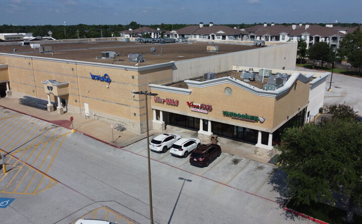 Pictures of Retail, Restaurant property located at 9135 W Sam Houston Pkwy N, Houston, TX 77064 for lease - image #1