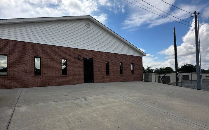 Pictures of Industrial property located at 2355 S Lee Hwy, Cleveland, TN 37311 for lease - image #1