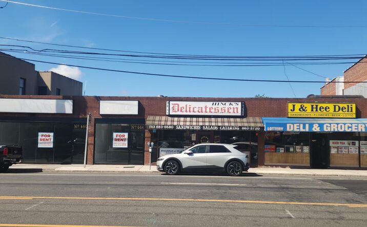 Pictures of Retail property located at 660 Port Washington Boulevard, North Hempstead, NY 11050 for lease - image #1