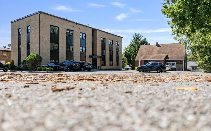 Pictures of Office property located at 7 Elmwood 201-203, Ramapo, NY 10956 for lease - image #1