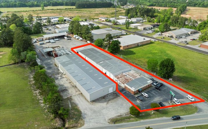 Pictures of Industrial property located at 1951 W Darlington St, Florence, SC 29501 for lease - image #1