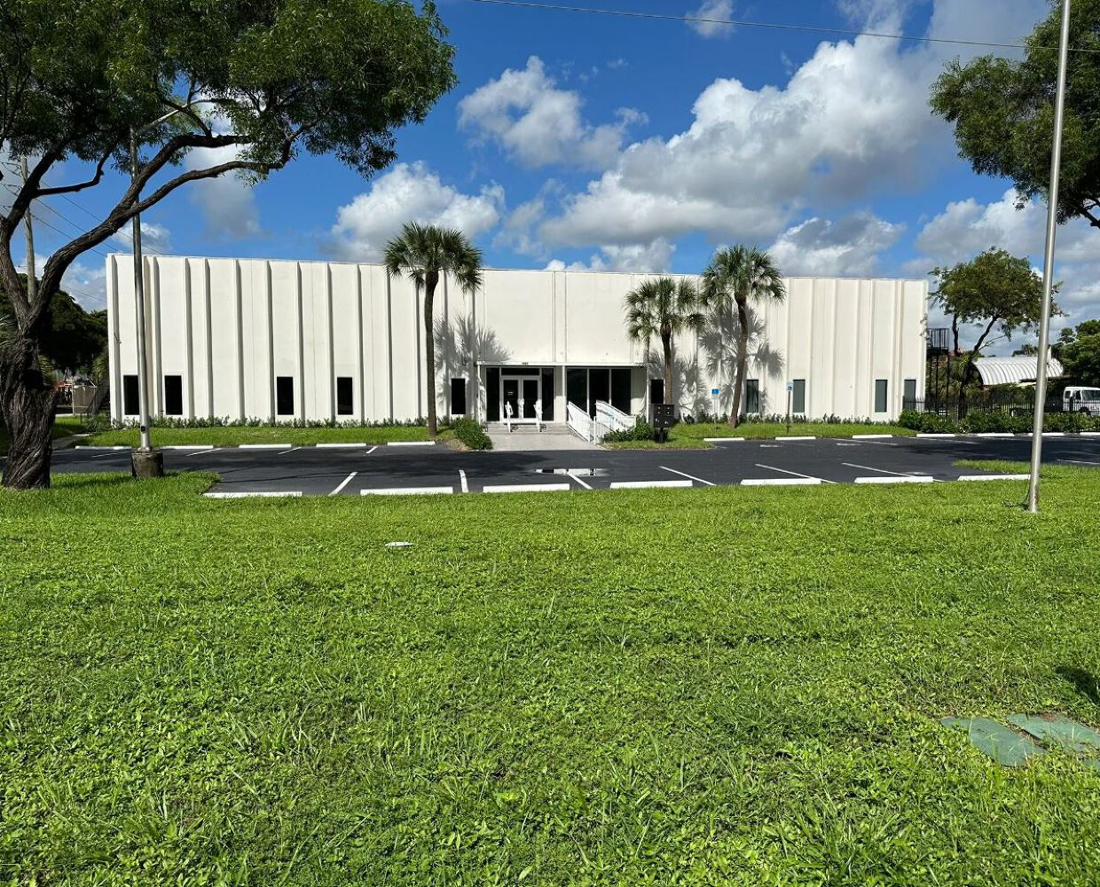 1601 N Powerline Rd, Pompano Beach, FL 33069 | Crexi.com