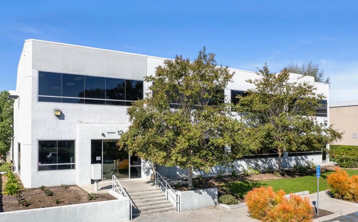 Pictures of Office, Industrial property located at 12 Chrysler, Irvine, CA 92618 for lease - image #1