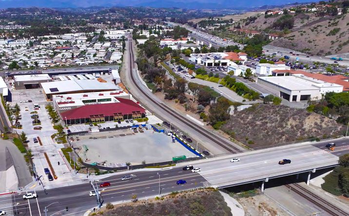 Pictures of Retail, Restaurant property located at 25865 Stonehill Dr, San Juan Capistrano, CA 92675 for lease - image #1
