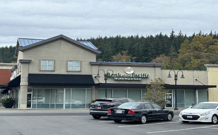 Pictures of Retail property located at 36th St, Bellingham, WA 98225 for lease - image #1