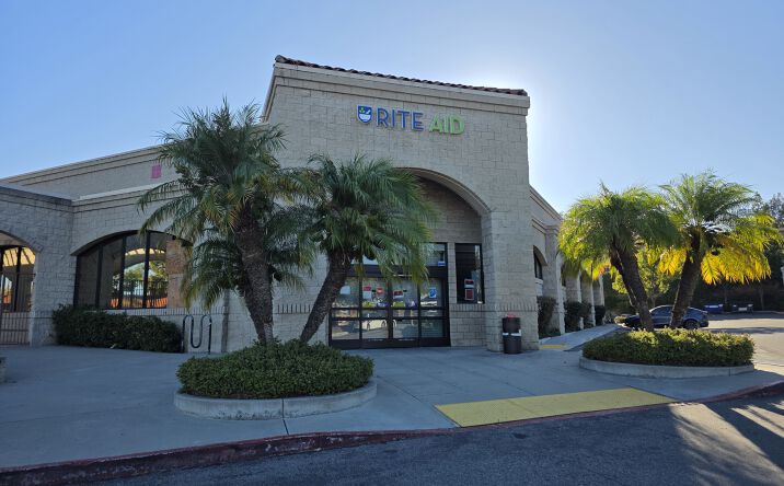 Pictures of Retail, Office property located at 1331 S Mission Rd, Fallbrook, CA 92028 for lease - image #1