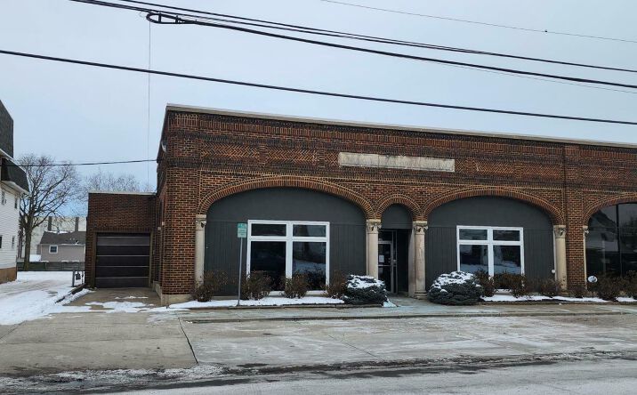 Pictures of Industrial property located at 715 W Washington St, Sandusky, OH 44870 for lease - image #1