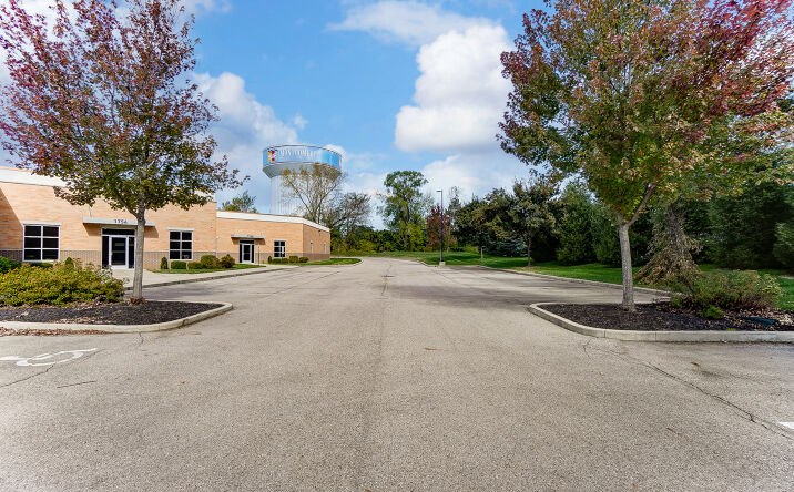 Pictures of Industrial property located at 1740-1760 Thomas Paine Parkway, Dayton , OH 45459 for lease - image #1