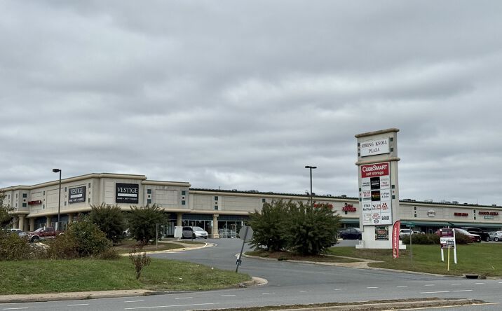 Pictures of Retail property located at 20 Plantation Drive, Frederiksburg, VA 22406 for lease - image #1