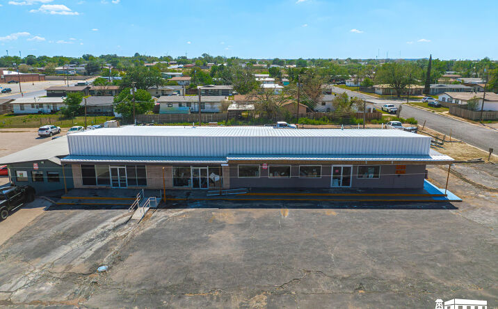 Pictures of Retail, Office property located at 1600 E 4th St, Big Spring, TX 79720 for lease - image #1