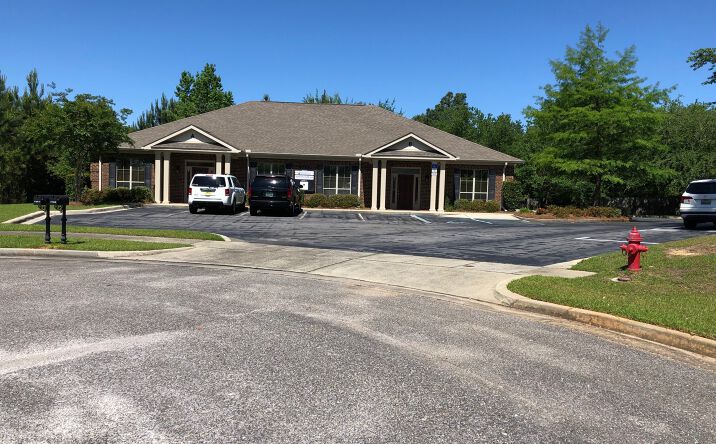 Pictures of Office property located at 9786 Timber Cir, Daphne, AL 36527 for lease - image #1