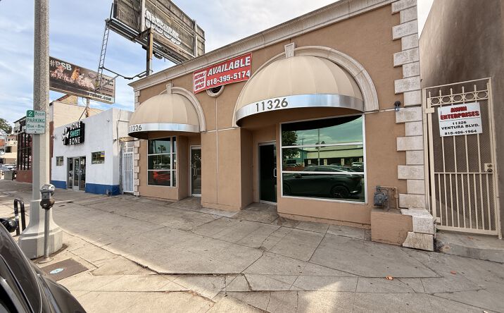 Pictures of Retail, Office property located at 11326 Ventura Blvd, Los Angeles, CA 91604 for lease - image #1