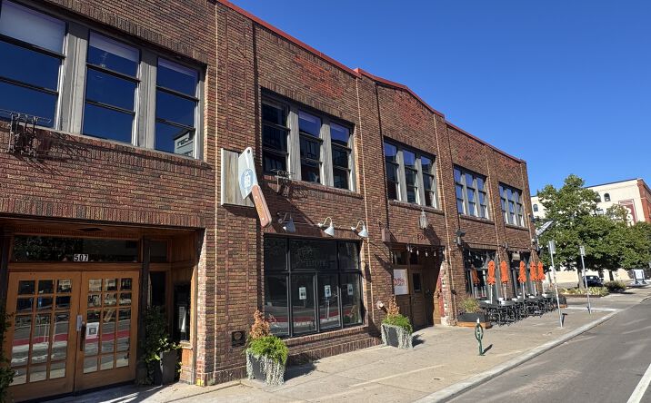 Pictures of Retail, Office property located at 509 1st Ave NE, Minneapolis, MN 55413 for lease - image #1