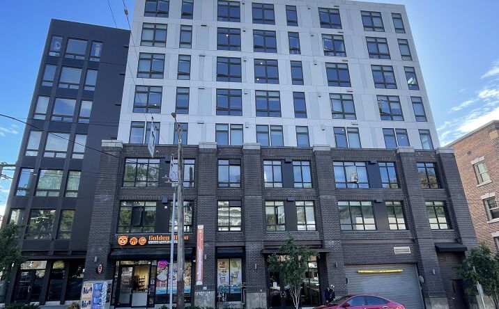 Pictures of Retail, Restaurant property located at 5 W Roy St, Seattle, WA 98119 for lease - image #1