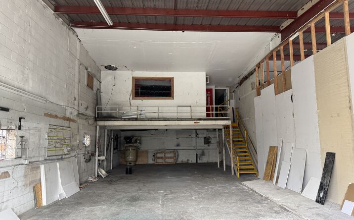Pictures of Industrial property located at 2122 Kaliawa St, Honolulu, HI 96819 for lease - image #1