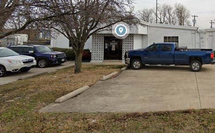 Pictures of Office, Industrial property located at 232 Commercial St, Garland, TX 75040 for lease - image \#1
