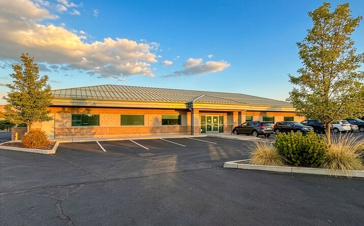 Pictures of Office, Industrial property located at 20706 NE High Desert Ln, Bend, OR 97701 for lease - image #1