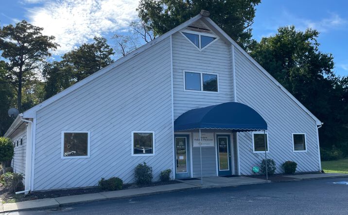 Pictures of Retail, Office property located at 1141 N Road St, Elizabeth City, NC 27909 for lease - image #1
