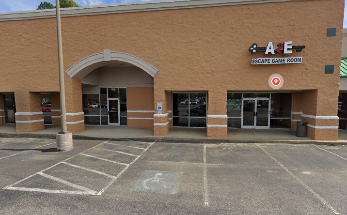 Pictures of Retail, Office, Restaurant property located at 2557 Whiskey Rd, Aiken, SC 29803 for lease - image #1