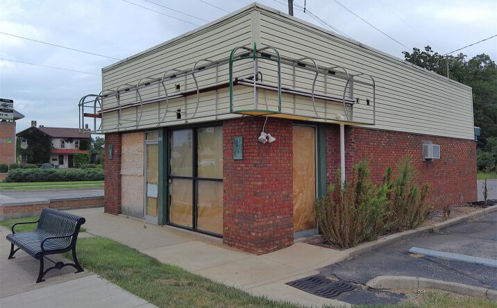 Pictures of Retail, Restaurant property located at 528 Wilmington Ave, Dayton, OH 45420 for lease - image #1